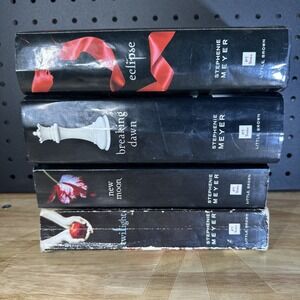Lot of 4 Twilight, New Moon, Eclipse, Breaking Dawn Stephanie Meyer 2 PB 2 HC
